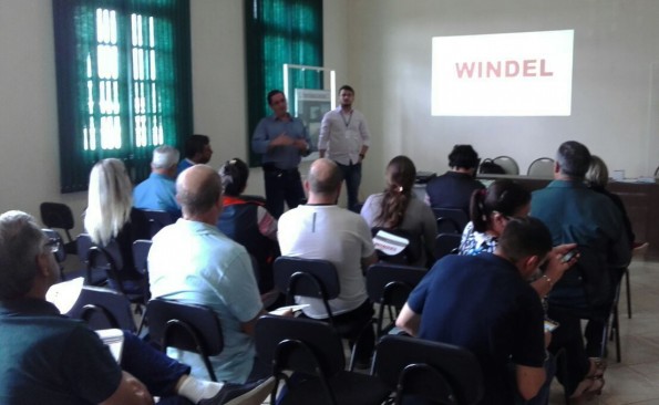 Windel ministrou palestra para empresários de Cambará do Sul